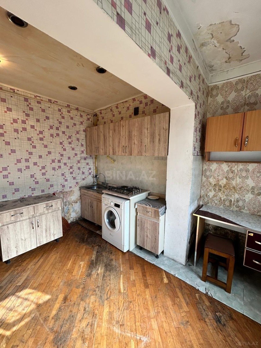 Satılır 2 otaqlı köhnə tikili 58 m², Əhmədli q.