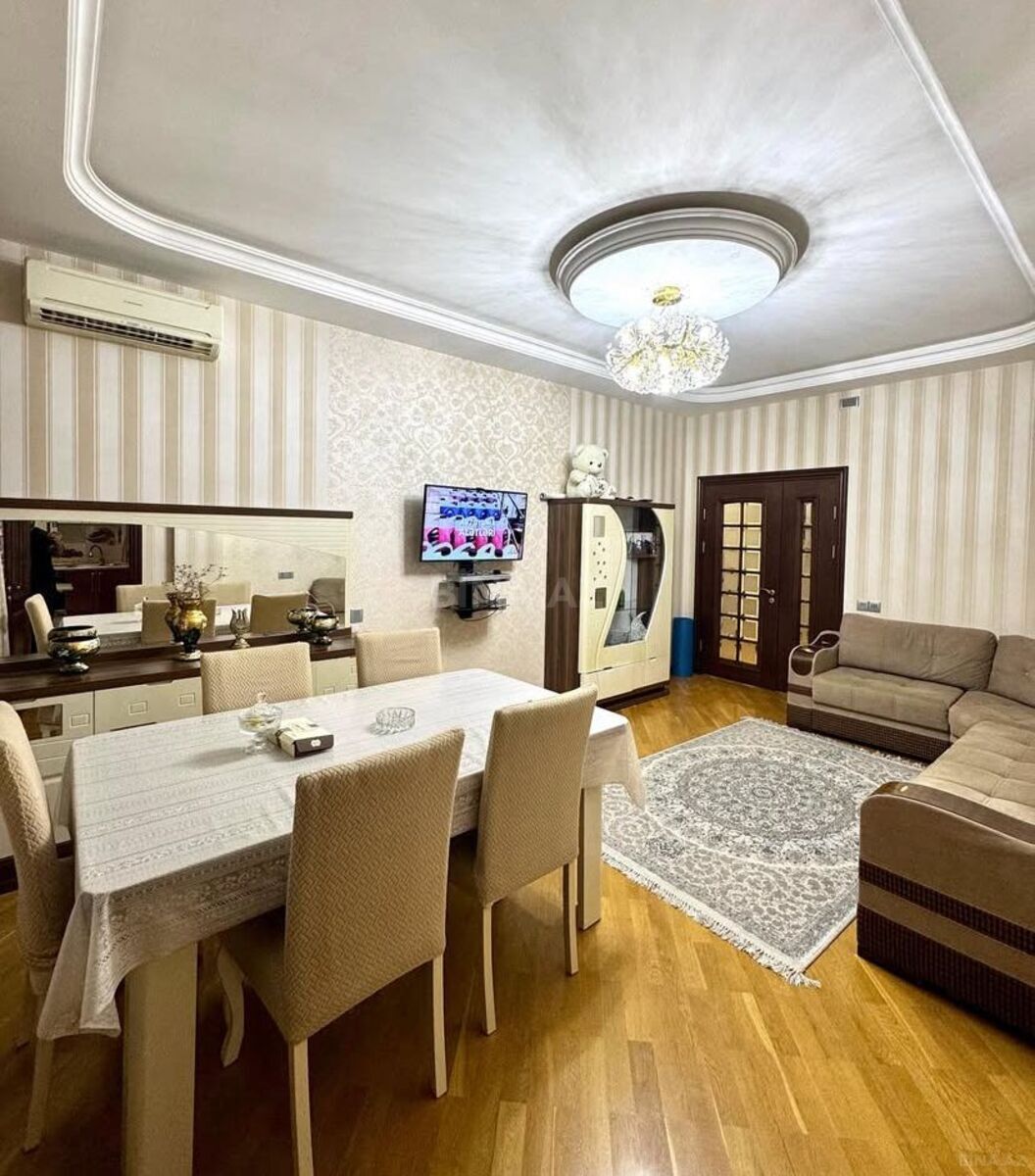 3 otaqlı yeni tikili 90 m², Badamdar q.