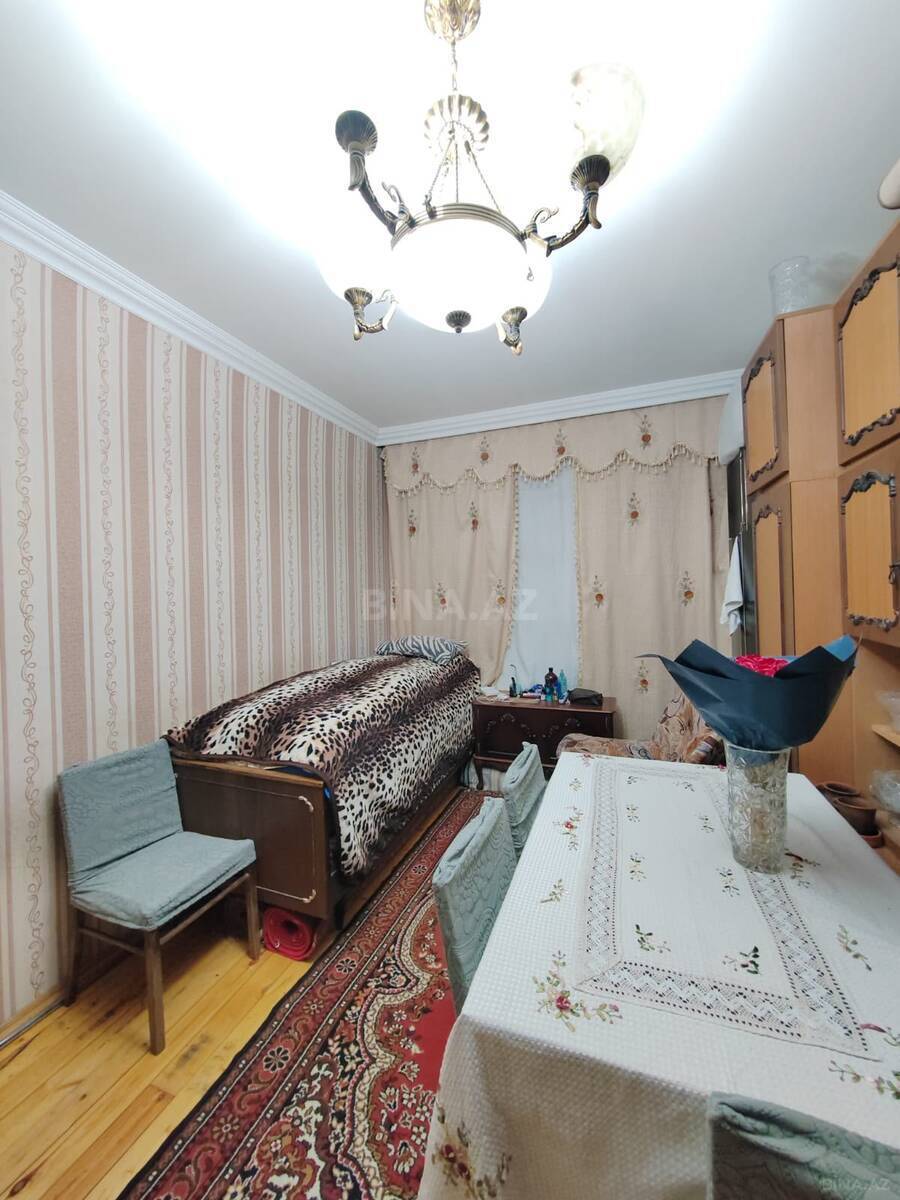 5 otaqlı köhnə tikili 120 m², Yeni Günəşli q. - şəkil 3