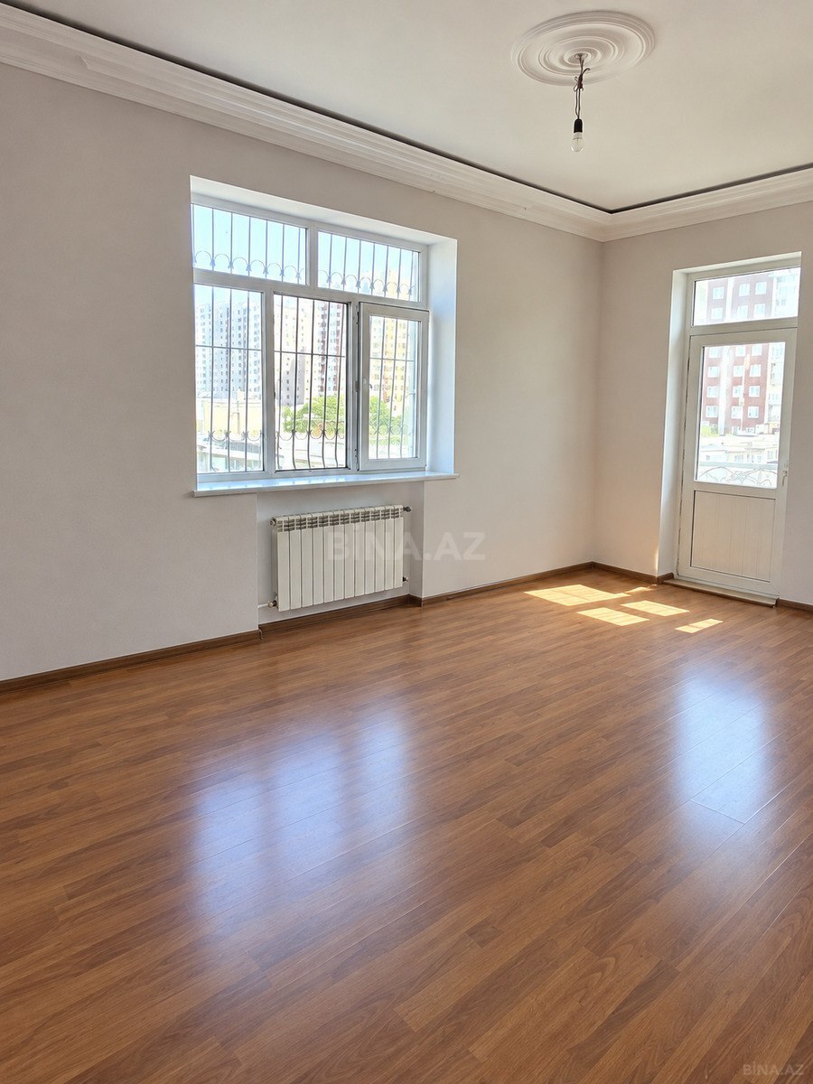3 otaqlı köhnə tikili 90 m², 28 May m.