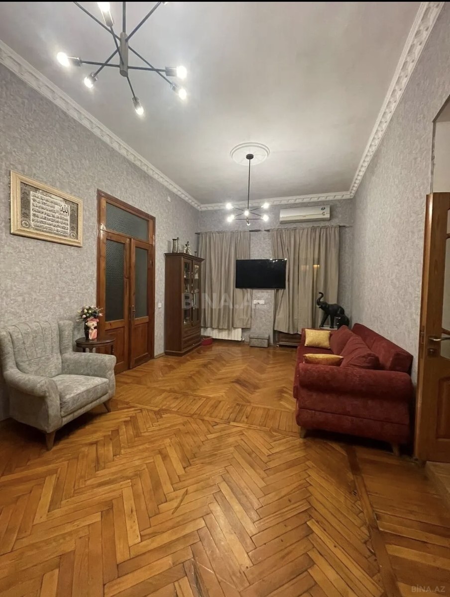 4 otaqlı köhnə tikili 130 m², 28 May m. - şəkil 2