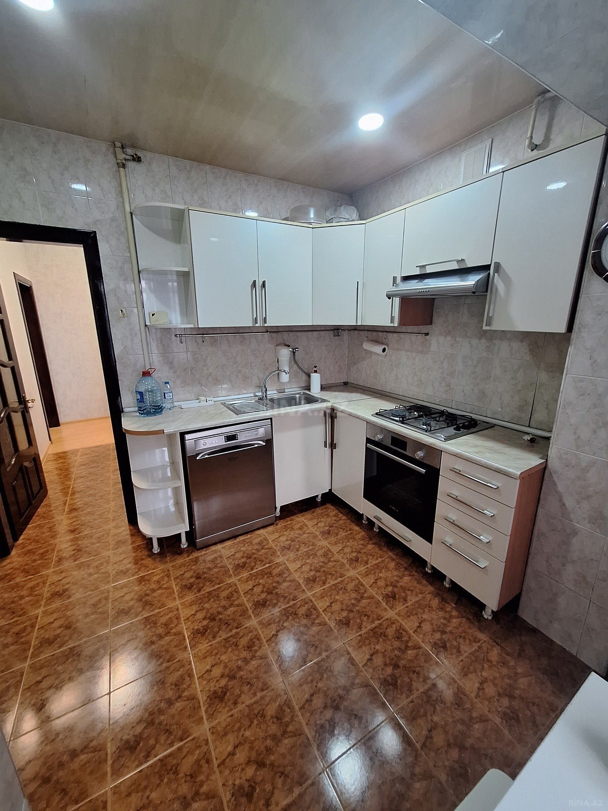 1 otaqlı köhnə tikili 42 m², 8-ci mikrorayon q. - şəkil 3