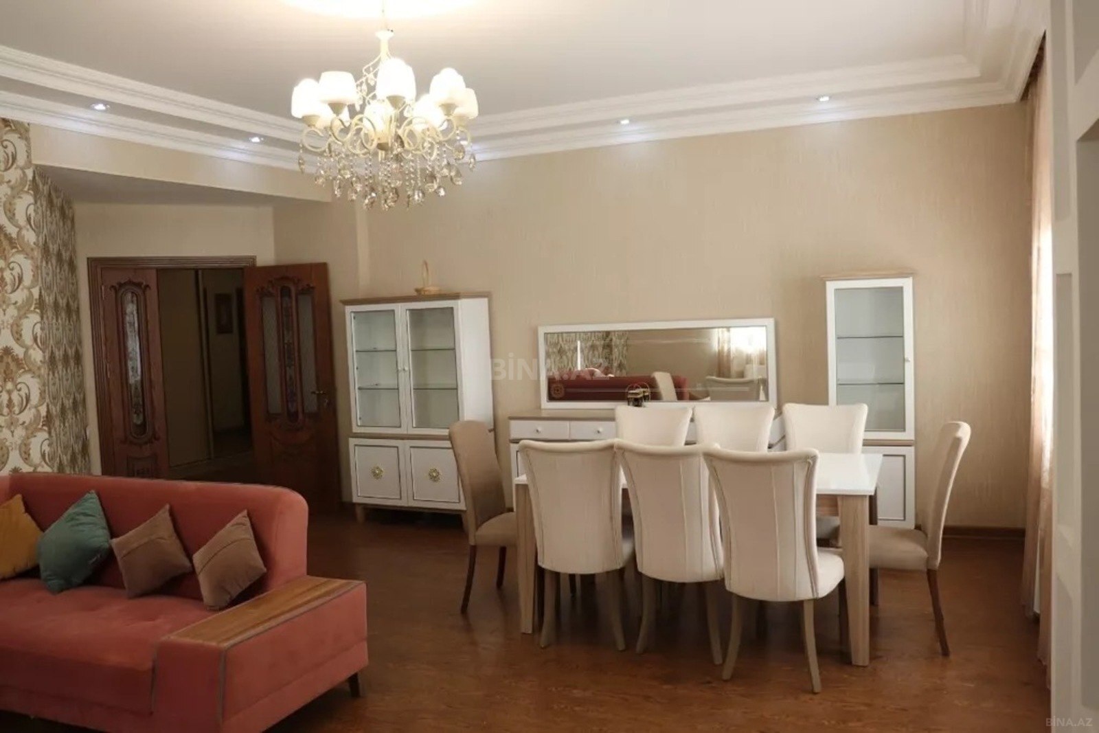 3 otaqlı yeni tikili 150 m², Elmlər Akademiyası m.