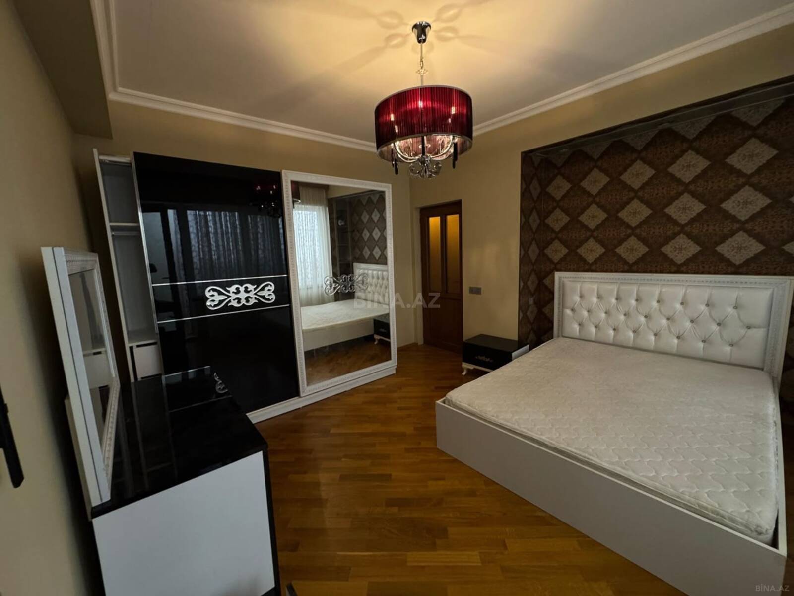 2 otaqlı yeni tikili 70 m², Bayıl q.