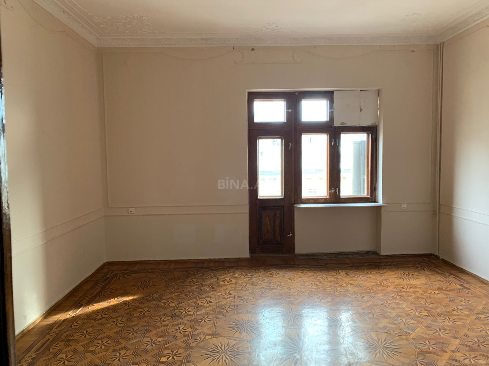 3 otaqlı köhnə tikili 118 m², Sahil m. - şəkil 3