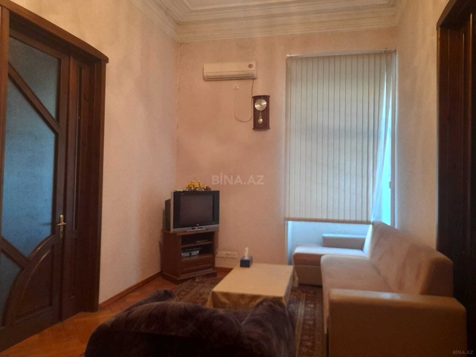 3 otaqlı köhnə tikili 97 m², 28 May m. - şəkil 3