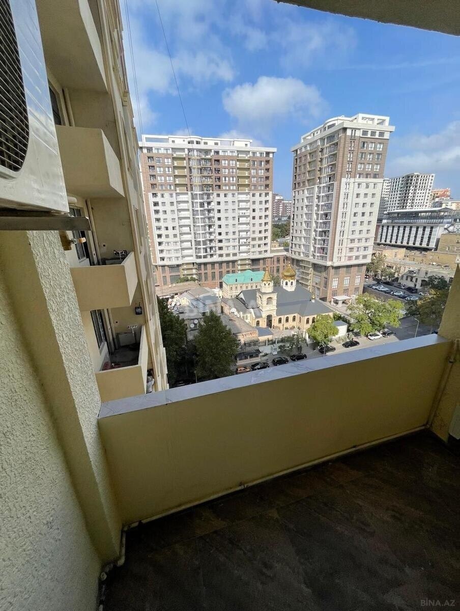 2 otaqlı yeni tikili 85 m², 28 May m.