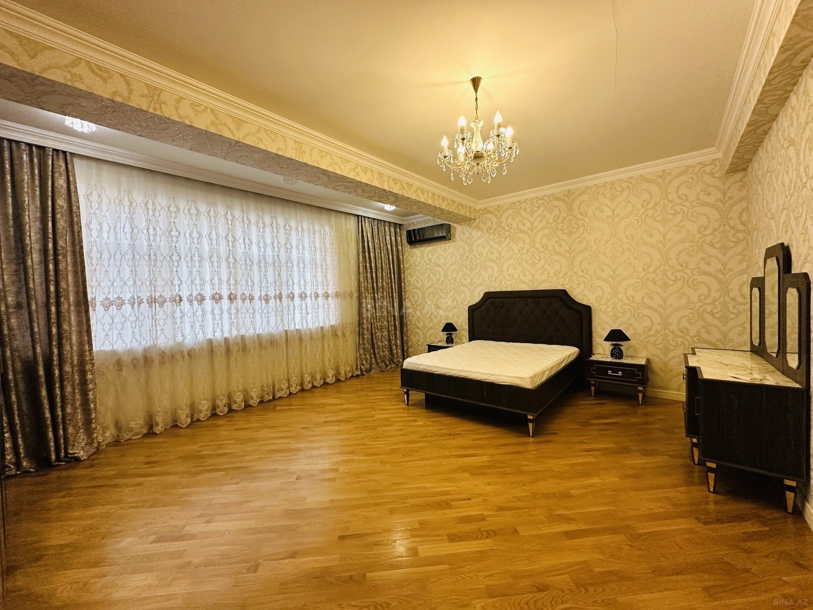 3 otaqlı yeni tikili 147 m², Nəsimi r.
