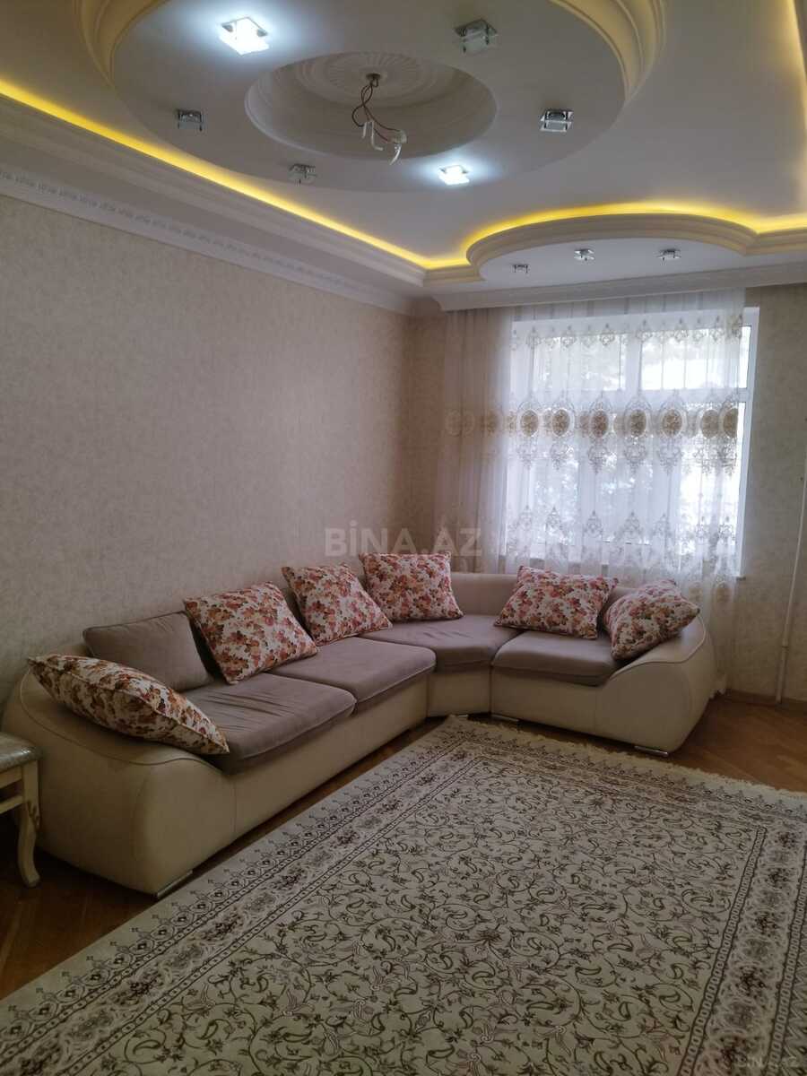 3 otaqlı köhnə tikili 80 m², Həzi Aslanov m.