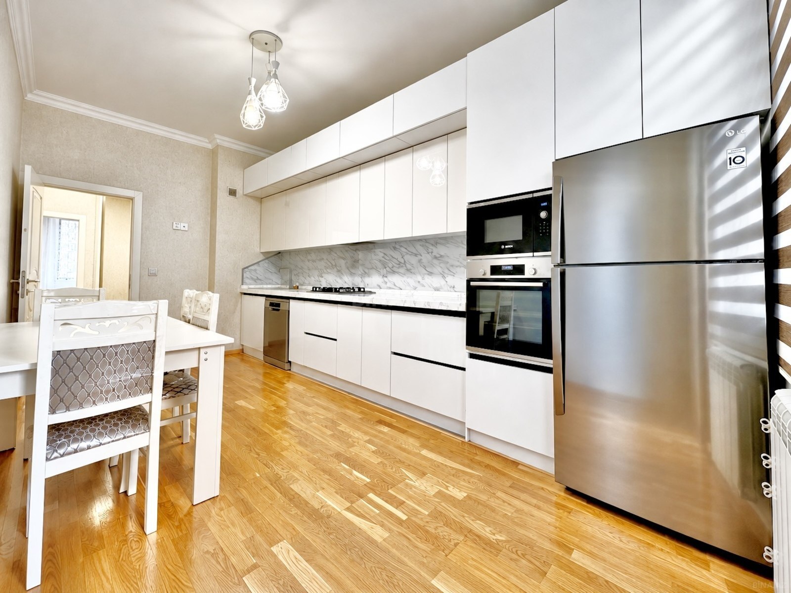 3 otaqlı yeni tikili 115 m², Qara Qarayev m.