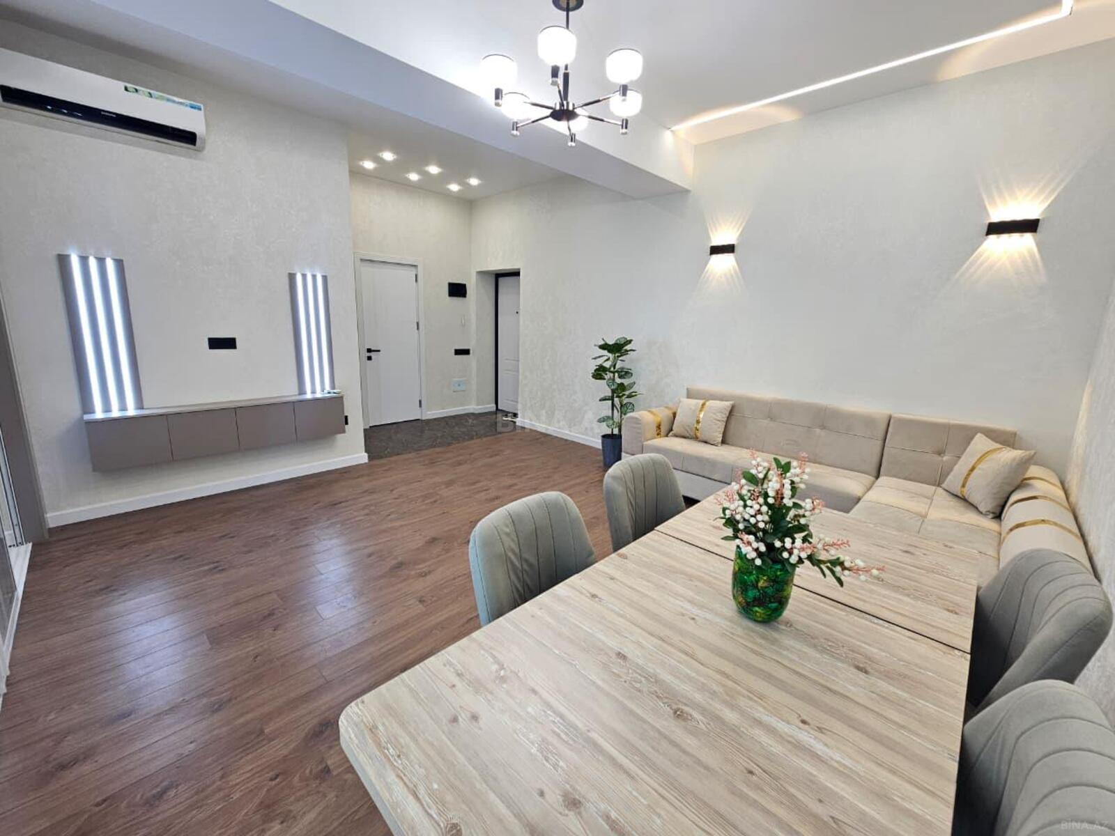 2 otaqlı yeni tikili 65 m², 28 May m.