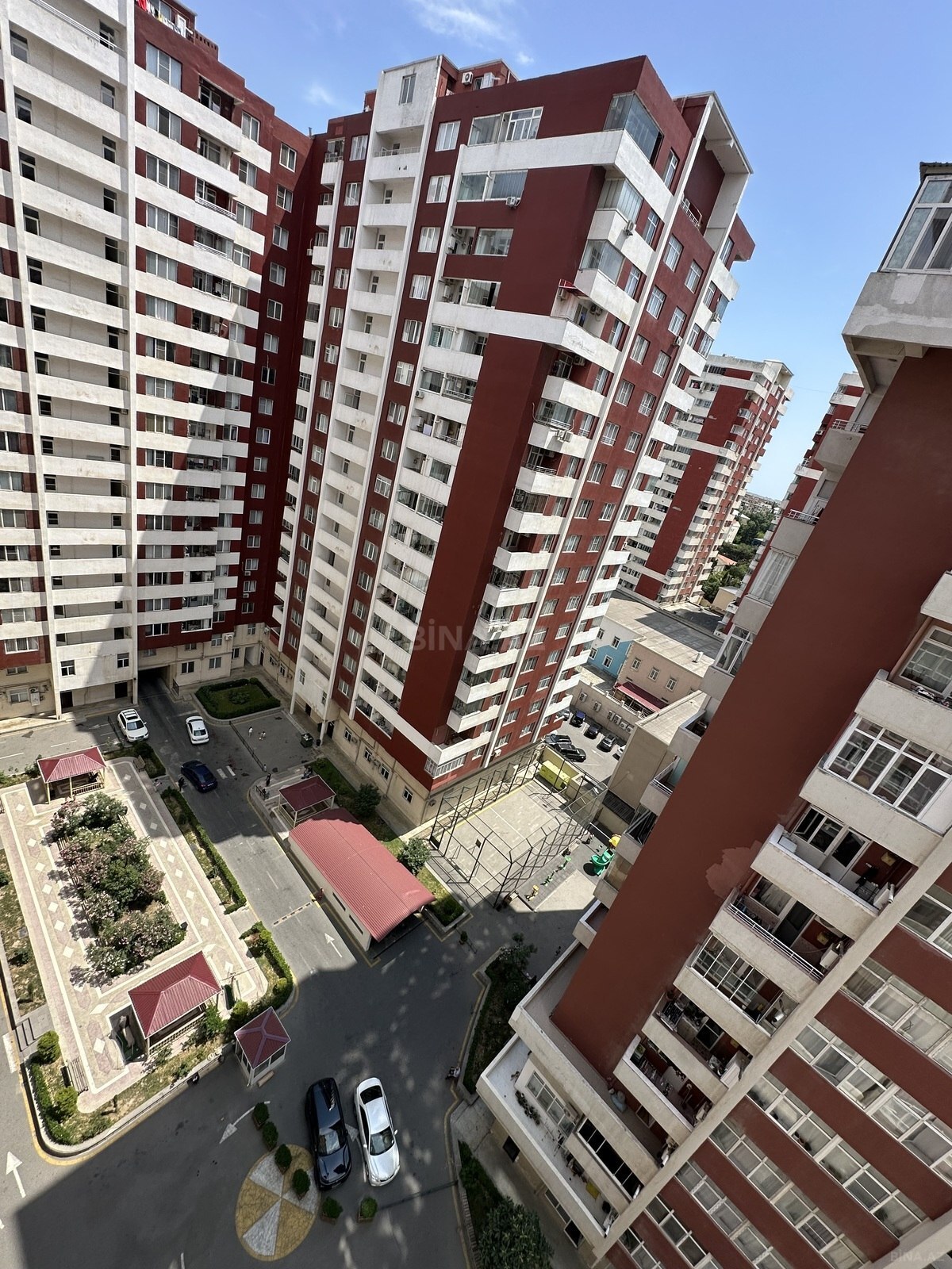 2 otaqlı yeni tikili 65 m², Qara Qarayev m. - əsas şəkil