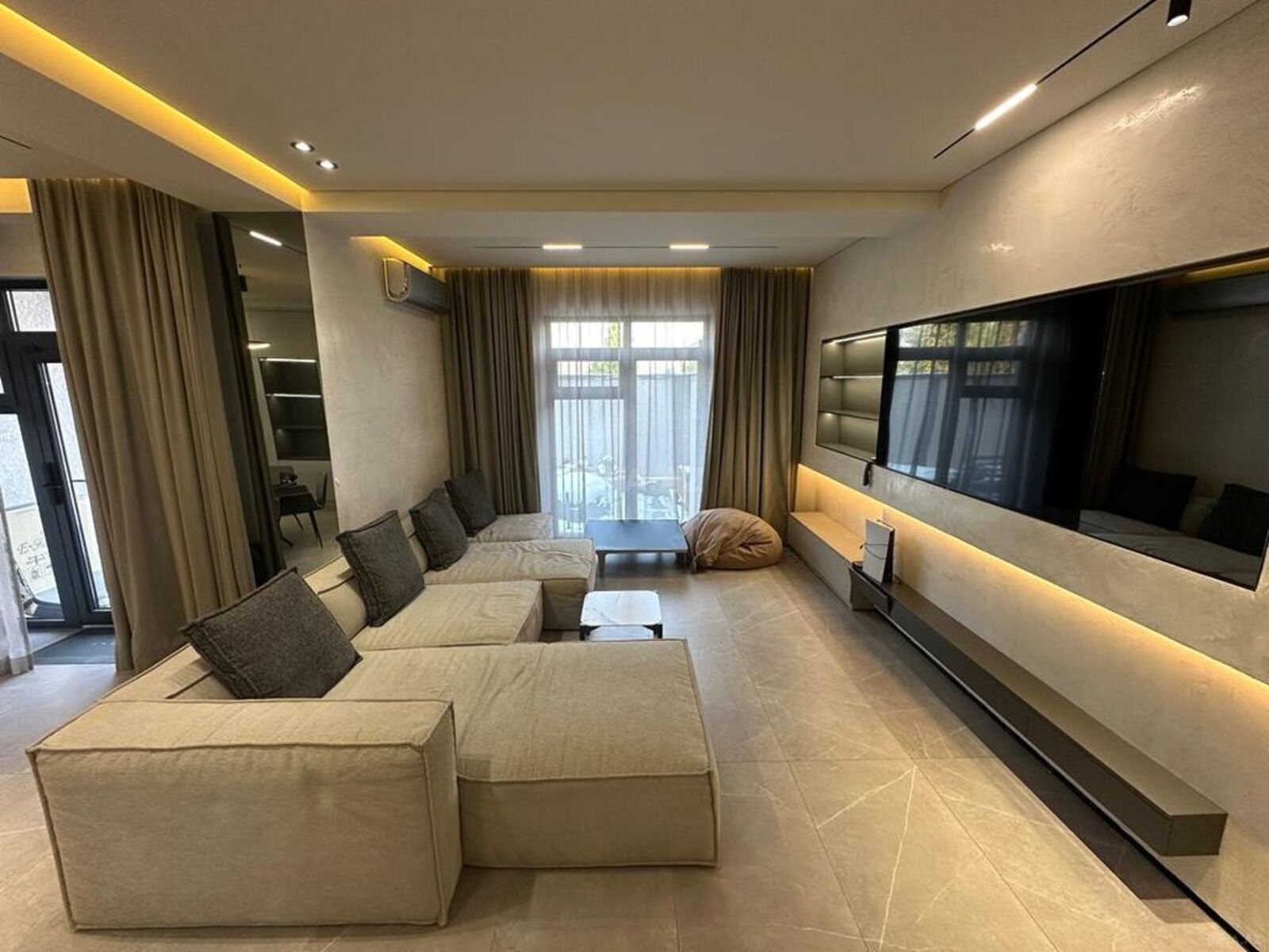 4 otaqlı yeni tikili 160 m², Ağ şəhər q.