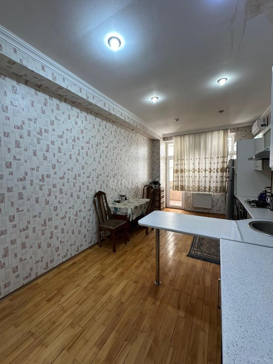 3 otaqlı yeni tikili 150 m², 8 Noyabr m. - şəkil 2