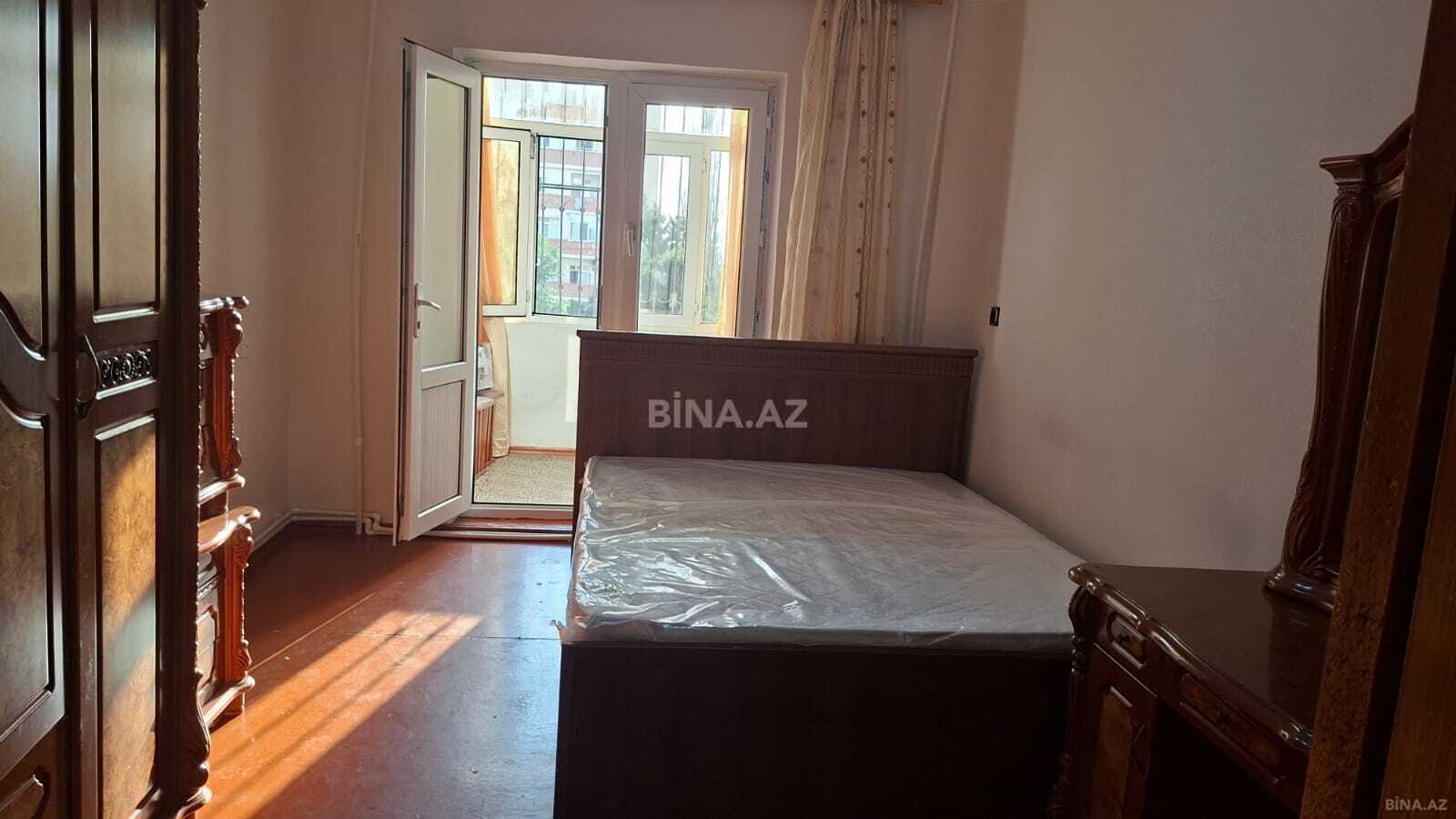 2 otaqlı köhnə tikili 60 m², Yeni Günəşli q. - şəkil 2