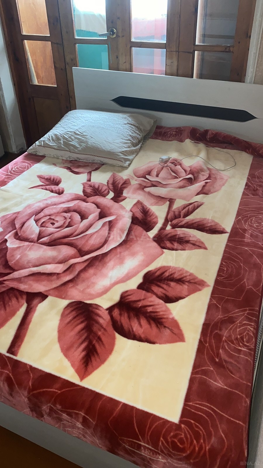2 otaqlı köhnə tikili 50 m², Bakıxanov q.