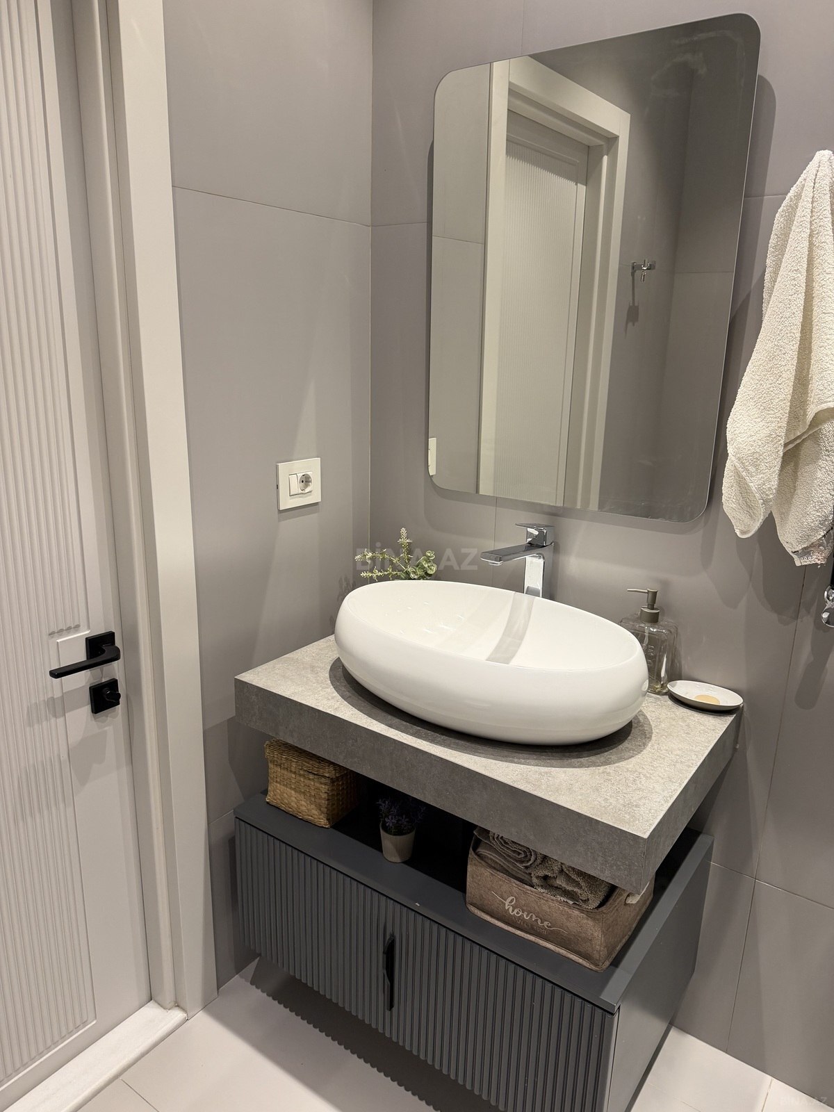 3 otaqlı yeni tikili 135 m², Bakıxanov q. - əsas şəkil