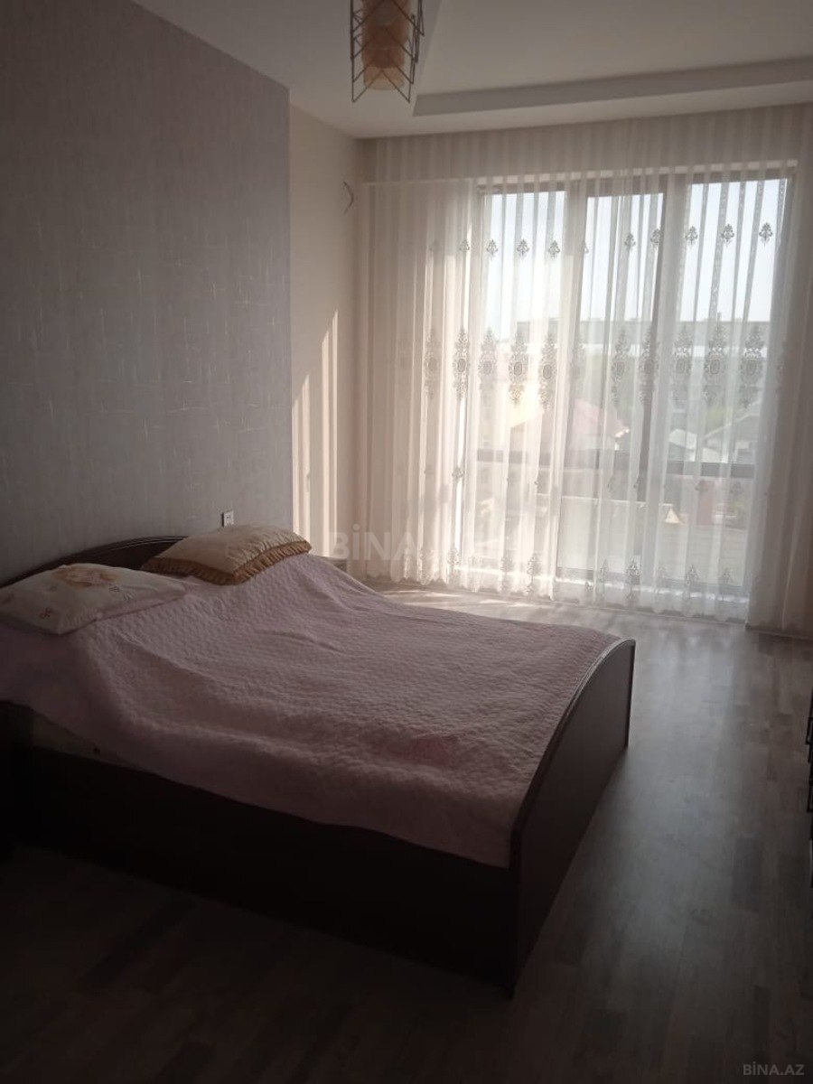 3 otaqlı yeni tikili 85 m², Bakıxanov q.