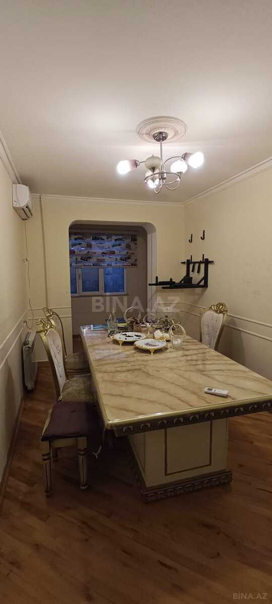 3 otaqlı köhnə tikili 100 m², 8-ci mikrorayon q. - şəkil 3