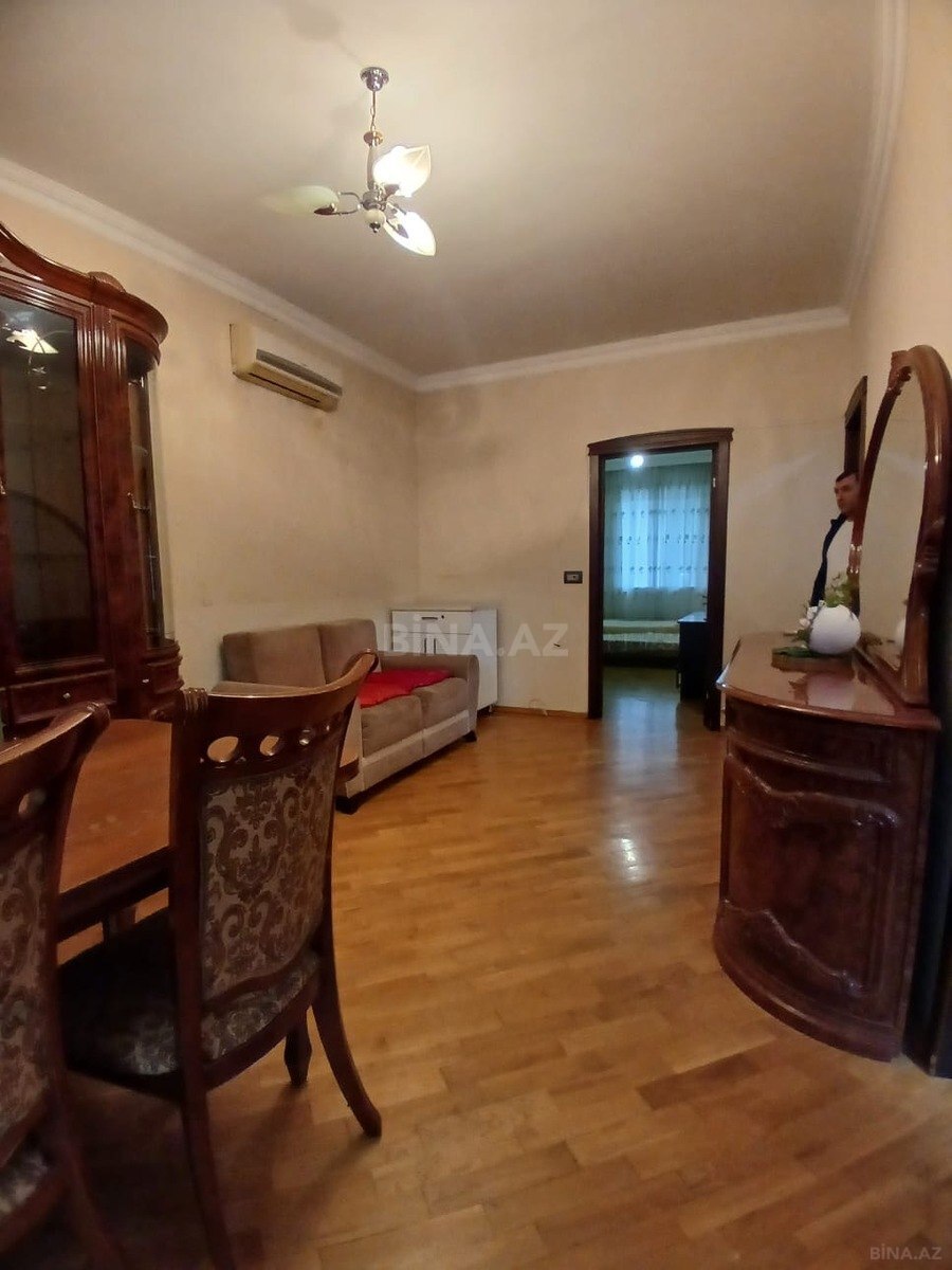 2 otaqlı köhnə tikili 50 m², 9-cu mikrorayon q.