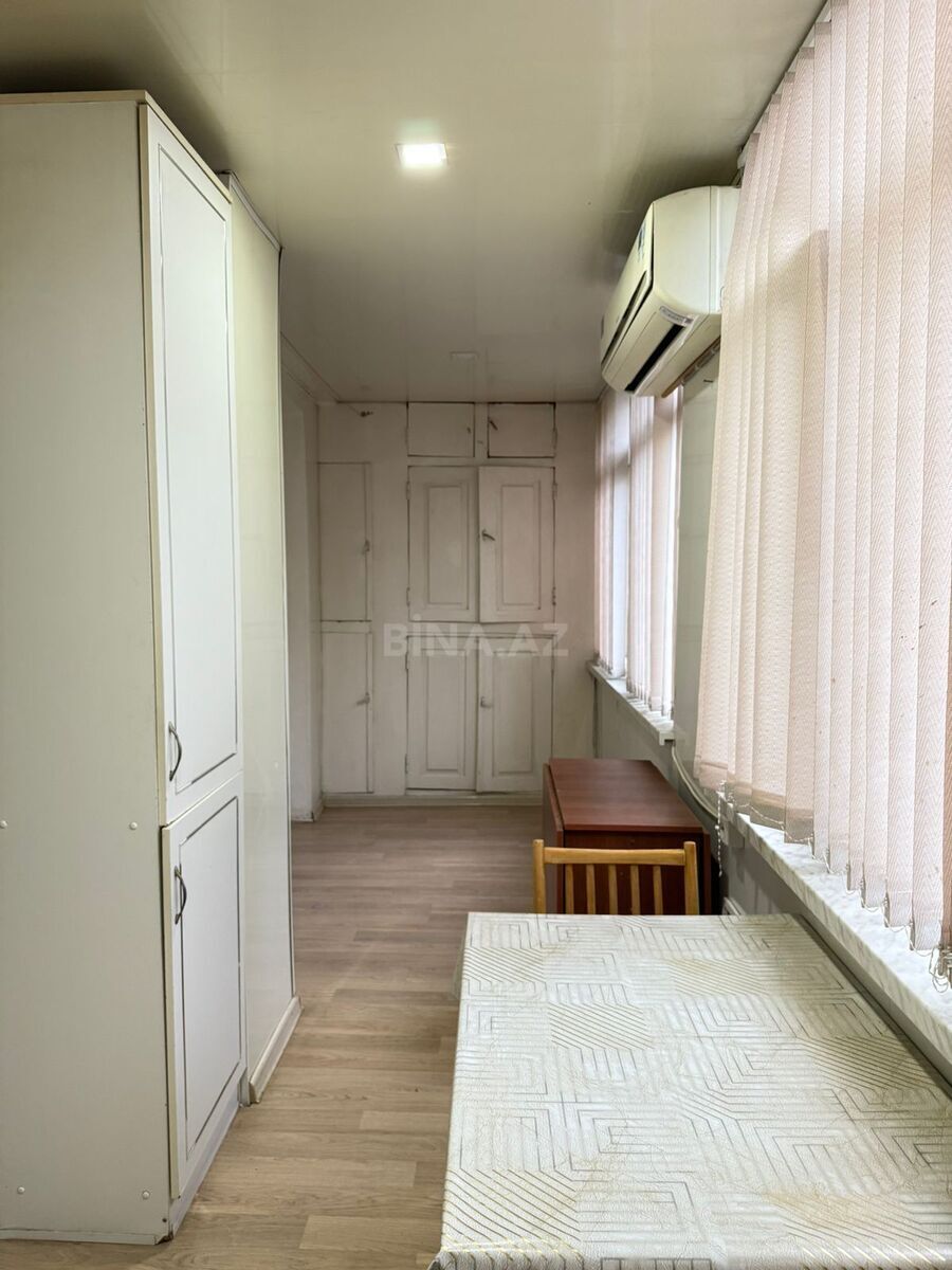 3 otaqlı köhnə tikili 75 m², Elmlər Akademiyası m. - şəkil 2