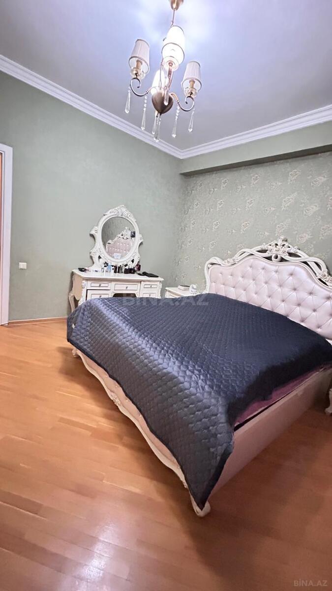 2 otaqlı yeni tikili 75 m², Əhmədli q.