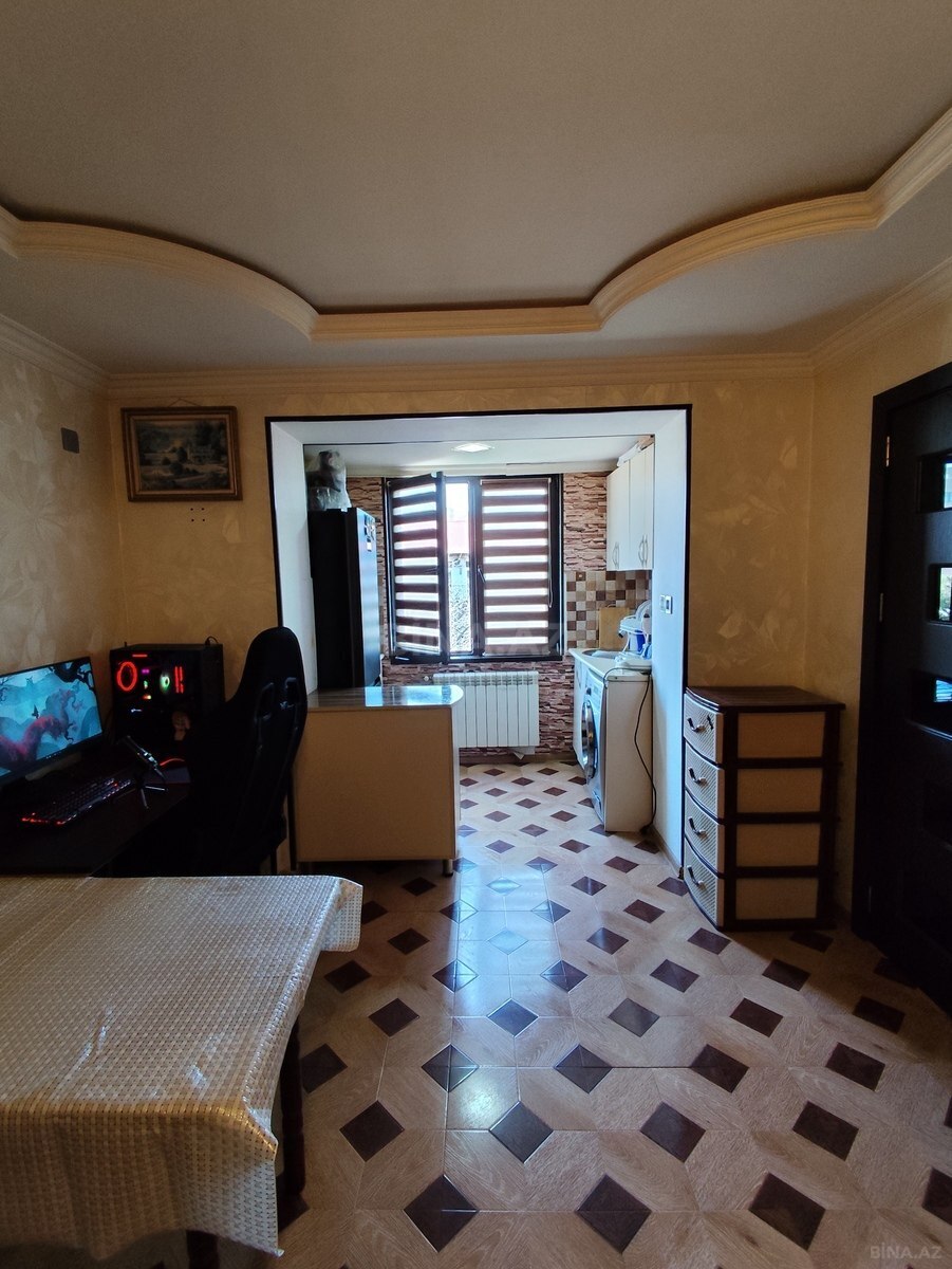 2 otaqlı köhnə tikili 32 m², İçəri Şəhər m.