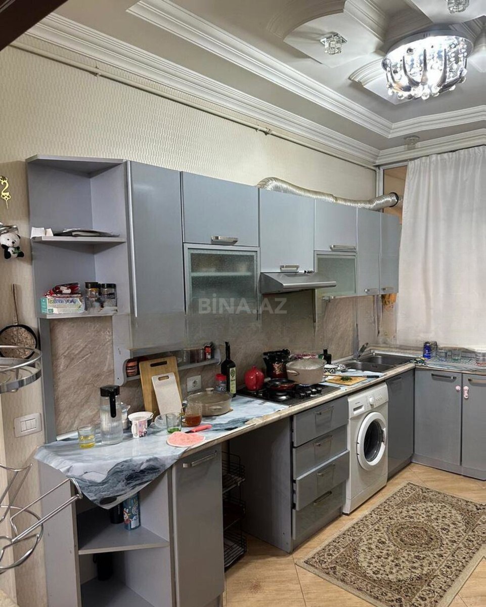 Satılır 4 otaqlı yeni tikili 95 m², Bayıl q. - şəkil 2