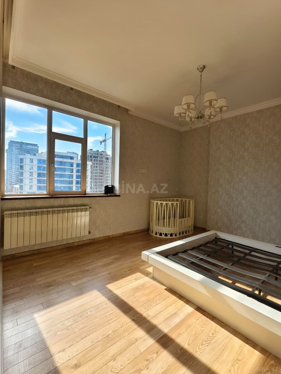 3 otaqlı yeni tikili 115 m², Şah İsmayıl Xətai m.