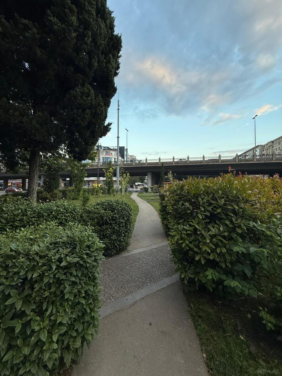 3 otaqlı köhnə tikili 85 m², Nərimanov r.
