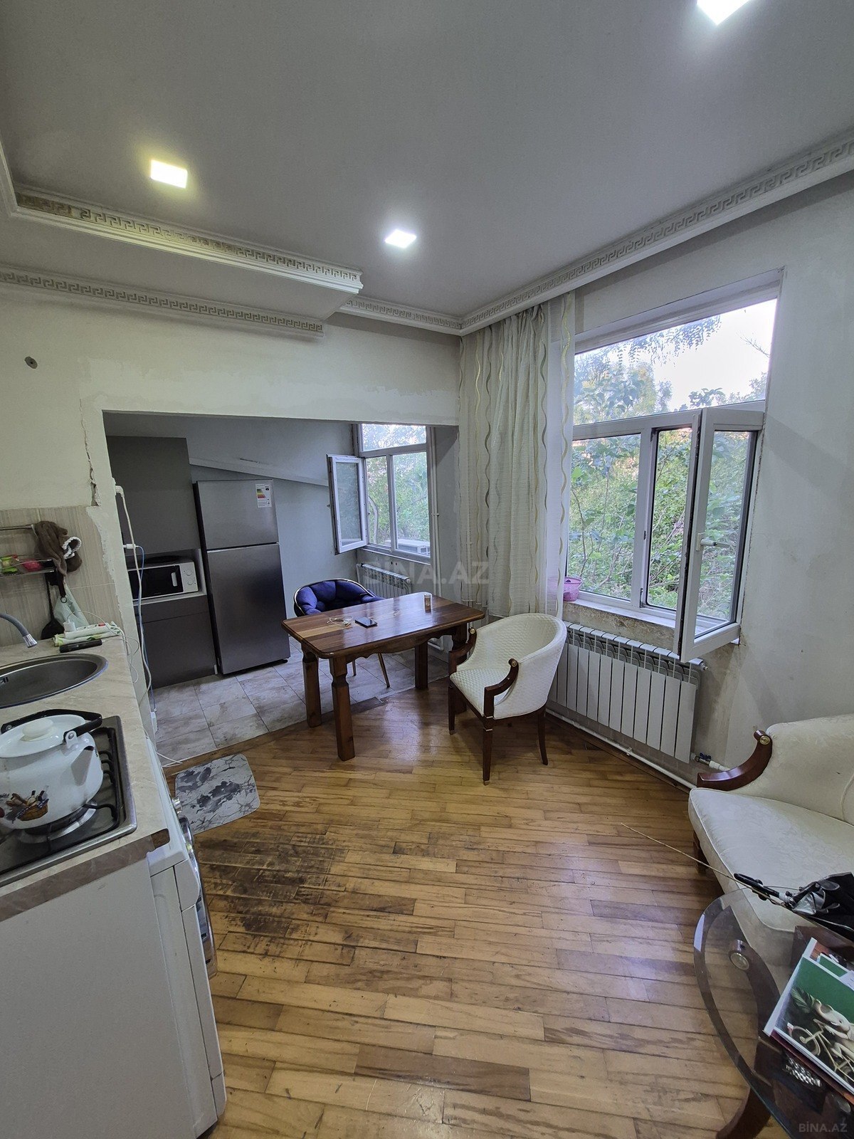 3 otaqlı köhnə tikili 70 m², Gənclik m. - əsas şəkil
