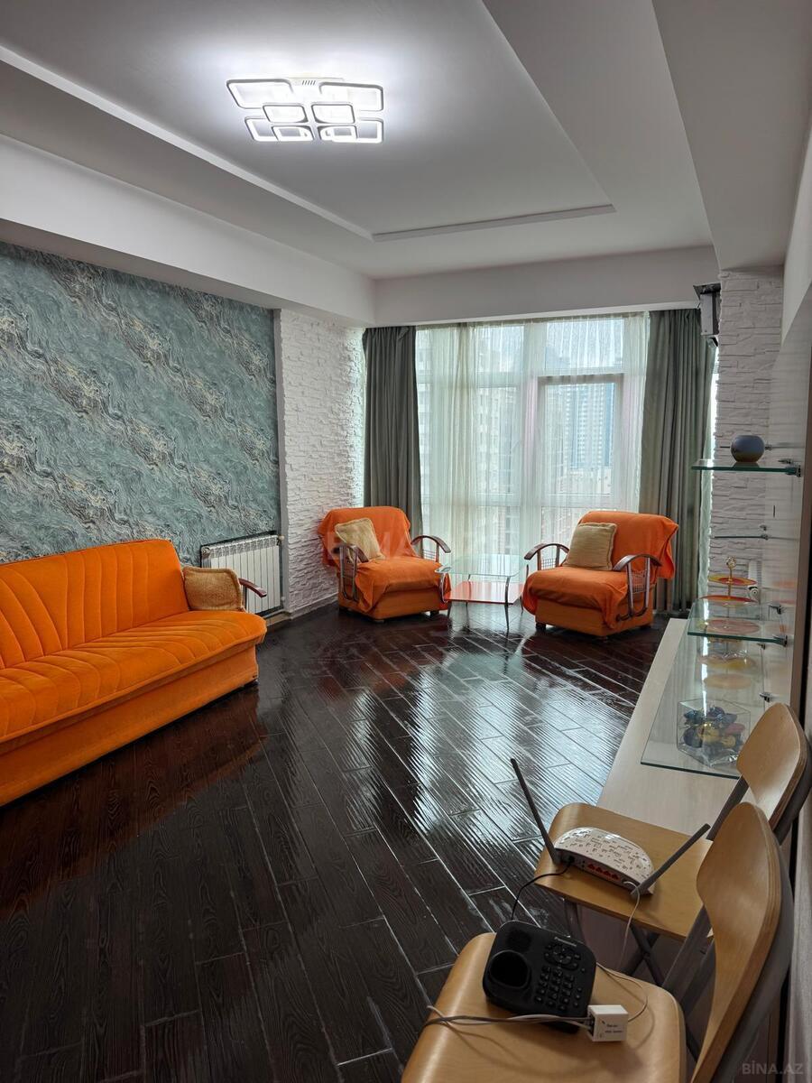 3 otaqlı yeni tikili 100 m², Şah İsmayıl Xətai m.