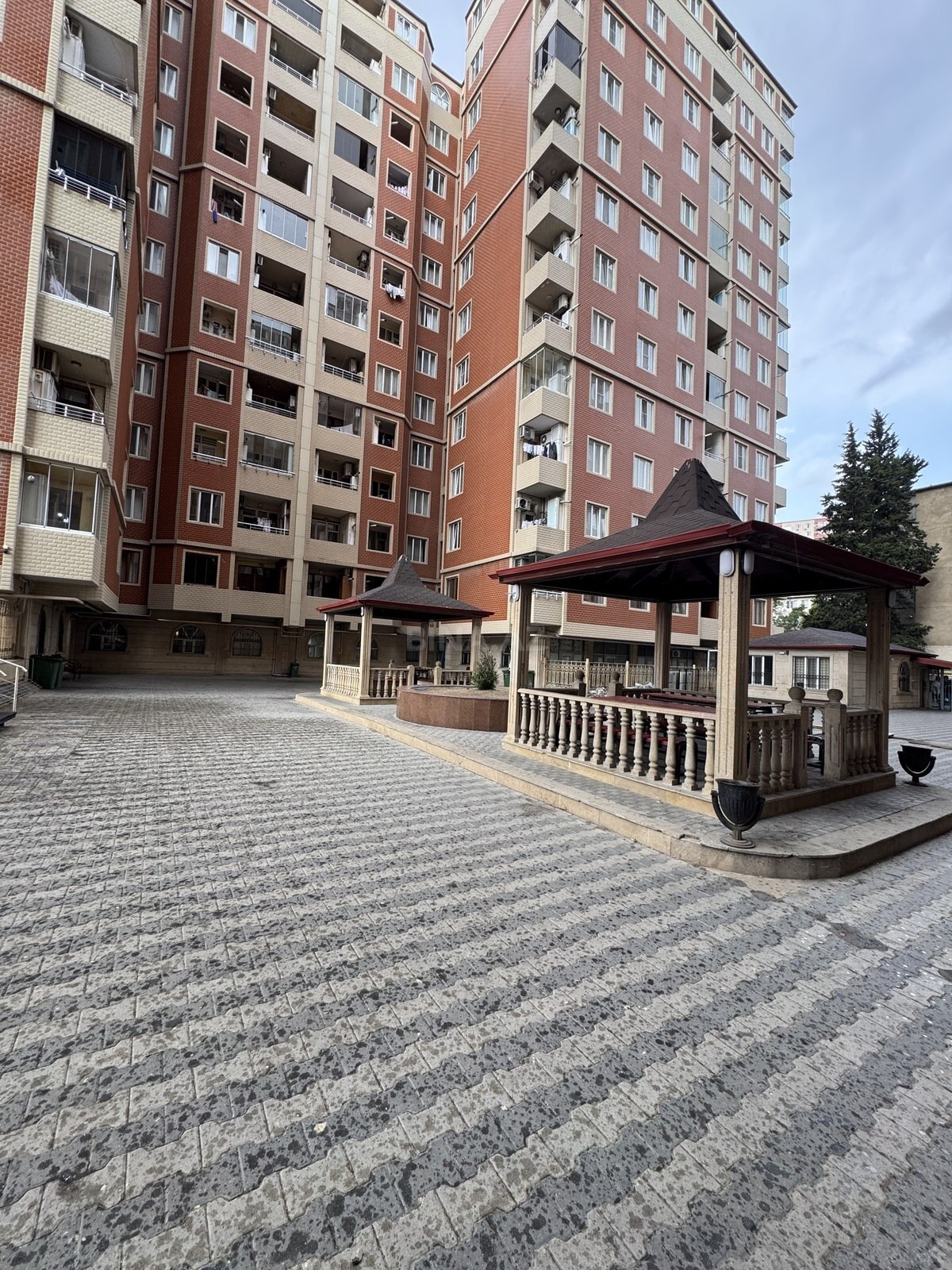 2 otaqlı yeni tikili 62 m², Memar Əcəmi m. - şəkil 2