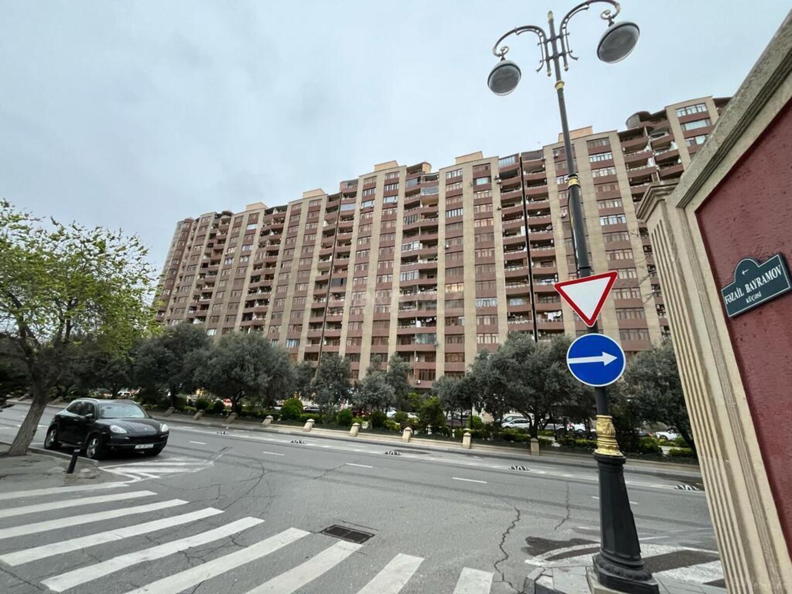2 otaqlı yeni tikili 107 m², Şah İsmayıl Xətai m.