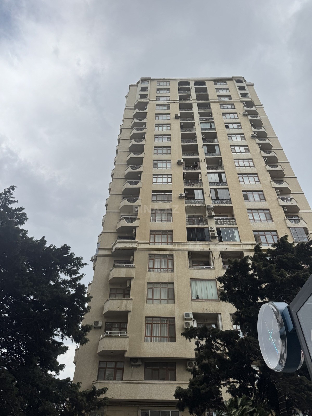 4 otaqlı yeni tikili 200 m², İnşaatçılar m. - əsas şəkil