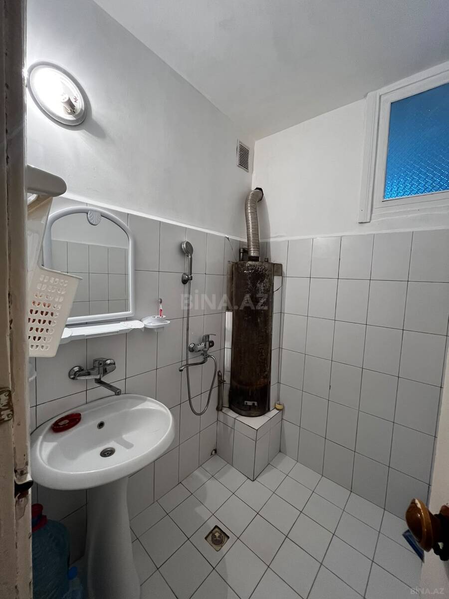 2 otaqlı köhnə tikili 40 m², Memar Əcəmi m. - əsas şəkil