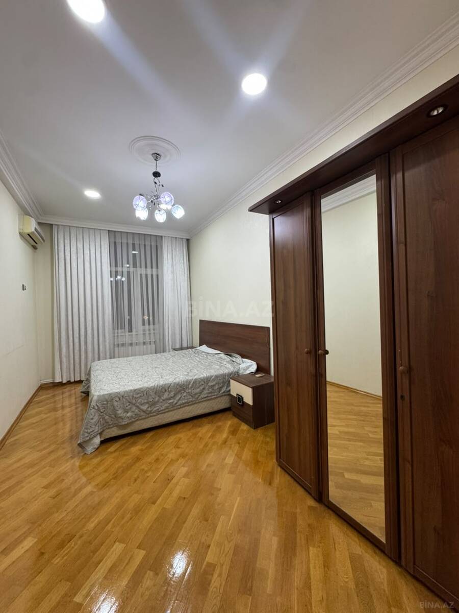 2 otaqlı köhnə tikili 62 m², İçəri Şəhər m.