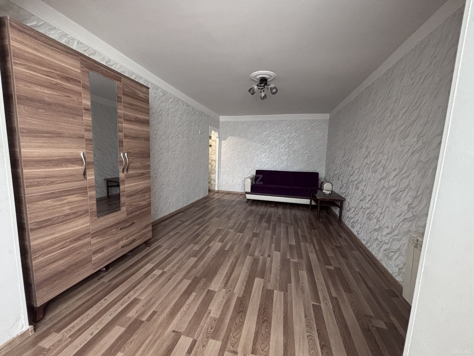1 otaqlı köhnə tikili 40 m², Neftçilər m.