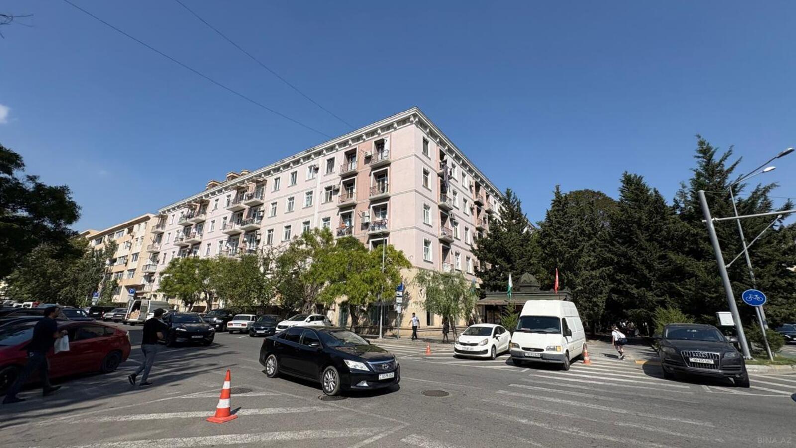 2 otaqlı köhnə tikili 36 m², 28 May m. - əsas şəkil