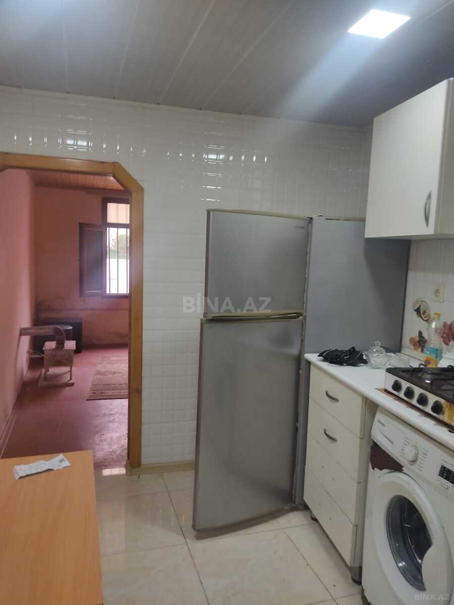 1 otaqlı köhnə tikili 30 m², 20-ci sahə q.