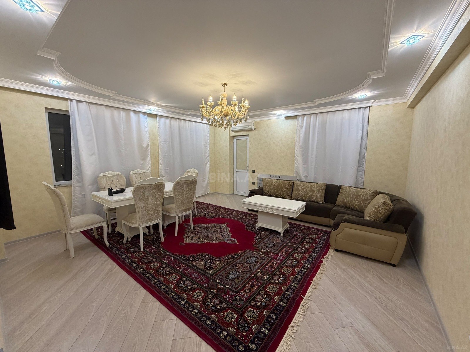 3 otaqlı yeni tikili 115 m², Nizami r.