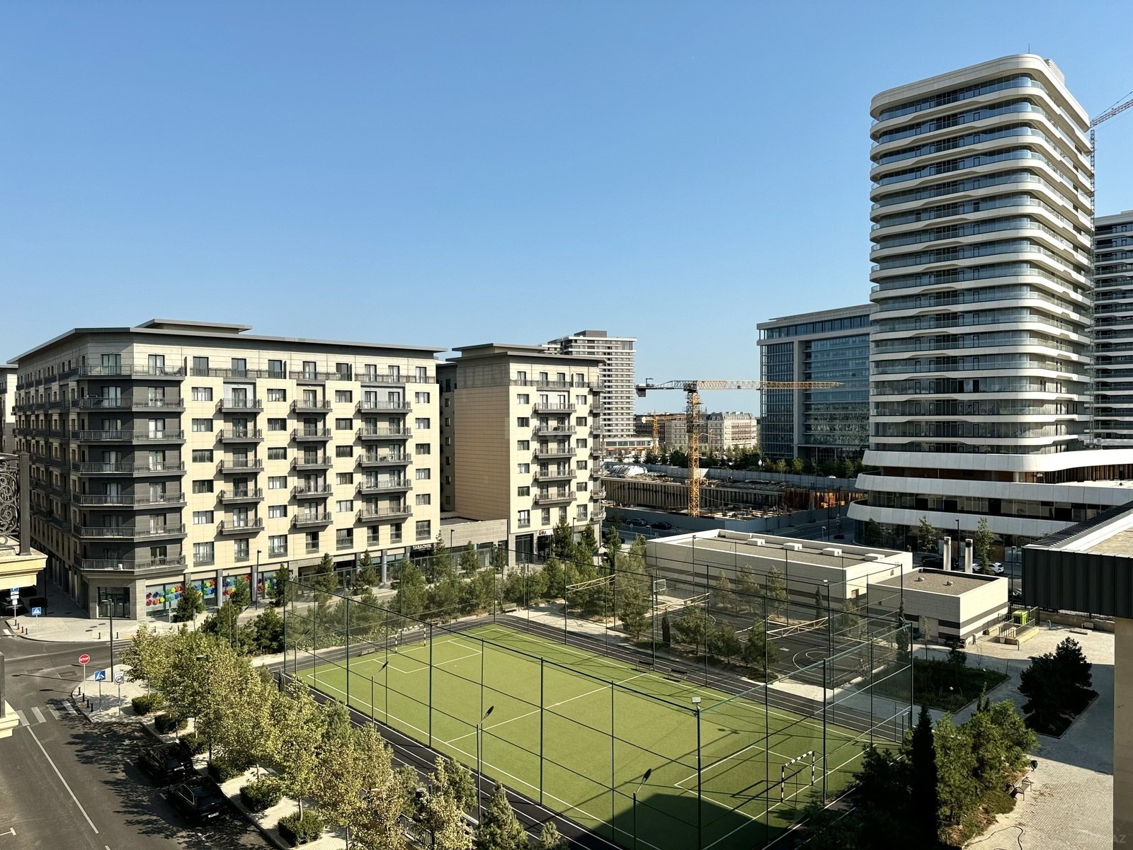 4 otaqlı yeni tikili 180 m², Ağ şəhər q.