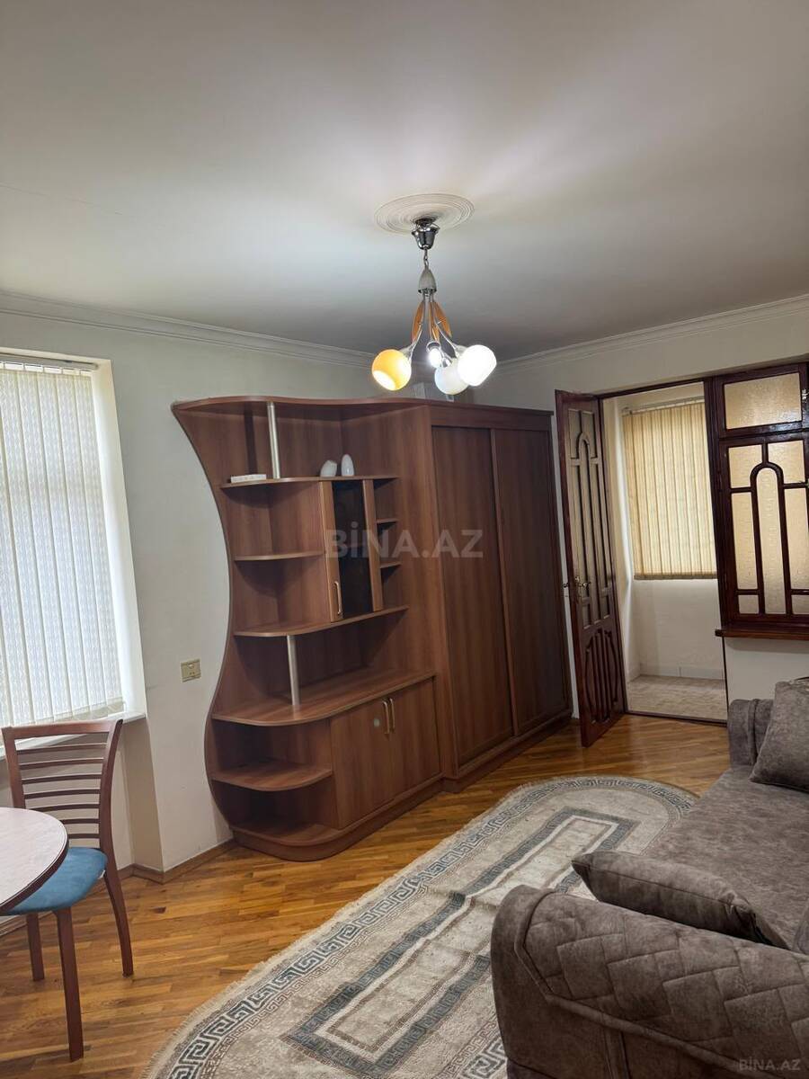1 otaqlı köhnə tikili 35 m², Şah İsmayıl Xətai m.