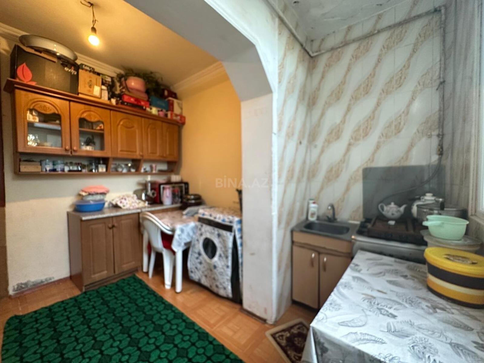 Satılır 2 otaqlı köhnə tikili 65 m², Xətai r. - şəkil 3