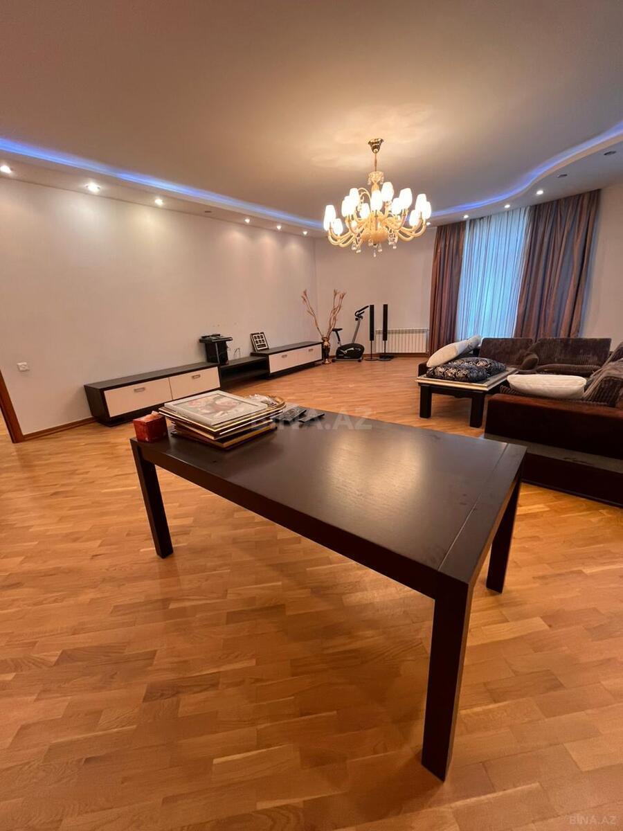 Satılır 4 otaqlı yeni tikili 198 m², 28 May m. - şəkil 3