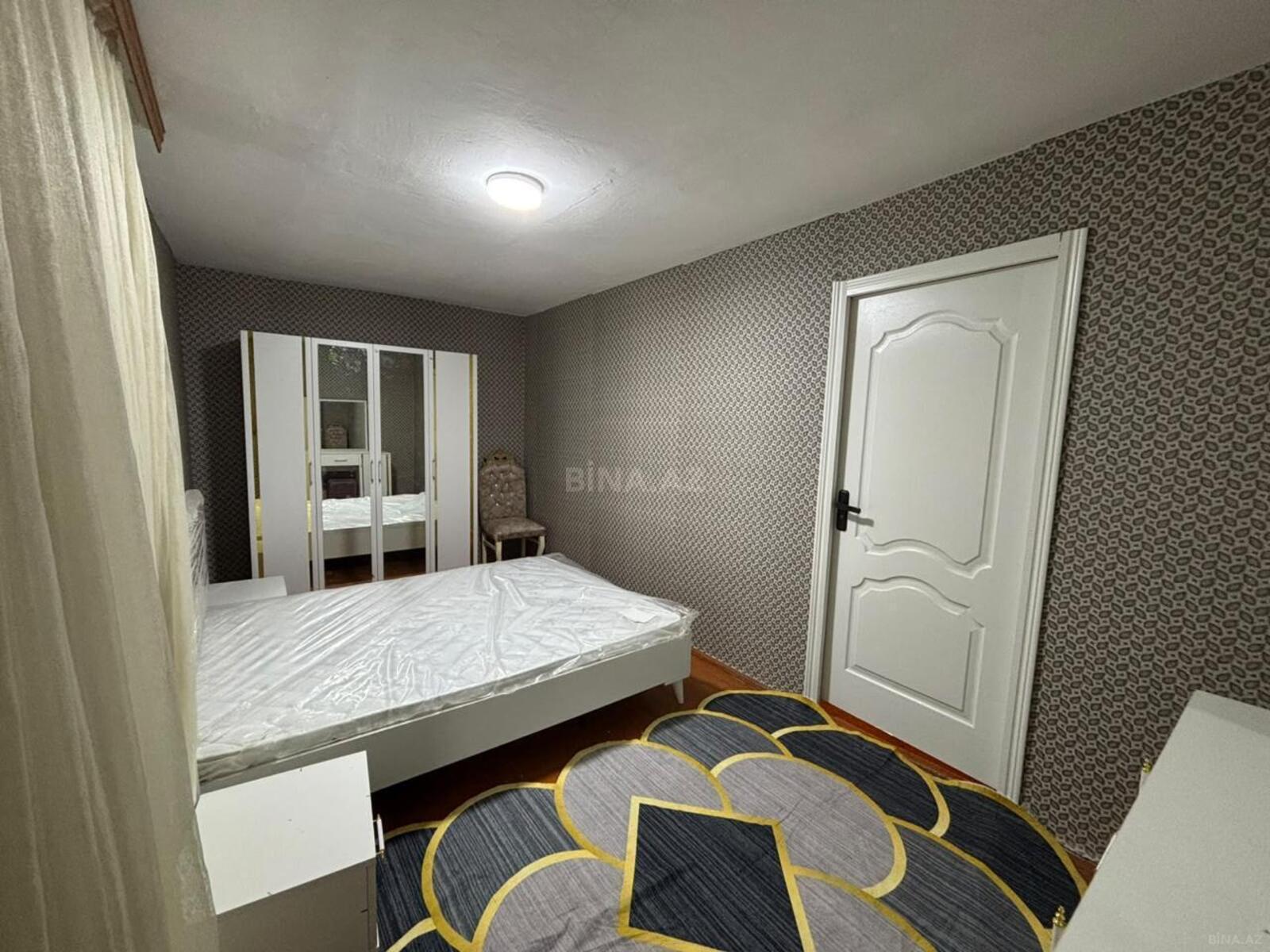 2 otaqlı köhnə tikili 60 m², Elmlər Akademiyası m. - əsas şəkil