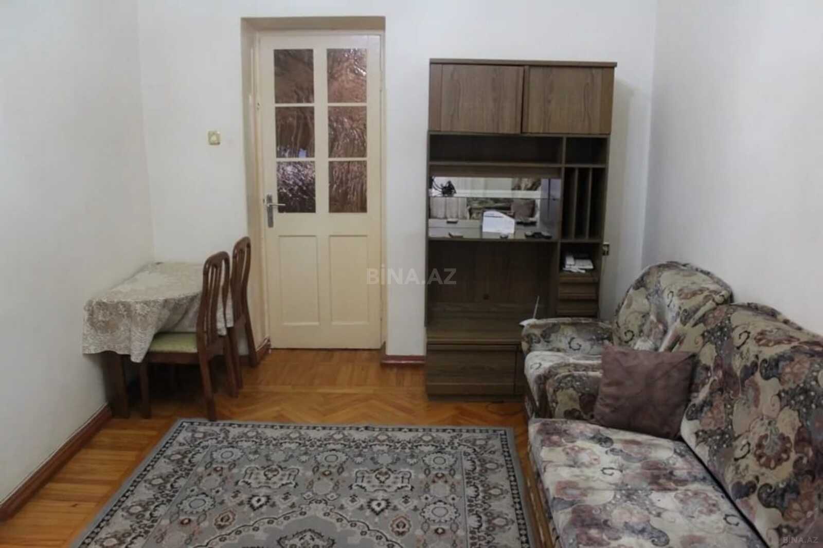2 otaqlı köhnə tikili 58 m², Sahil m. - şəkil 3