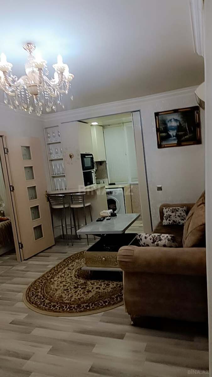 2 otaqlı köhnə tikili 50 m², Elmlər Akademiyası m. - şəkil 3