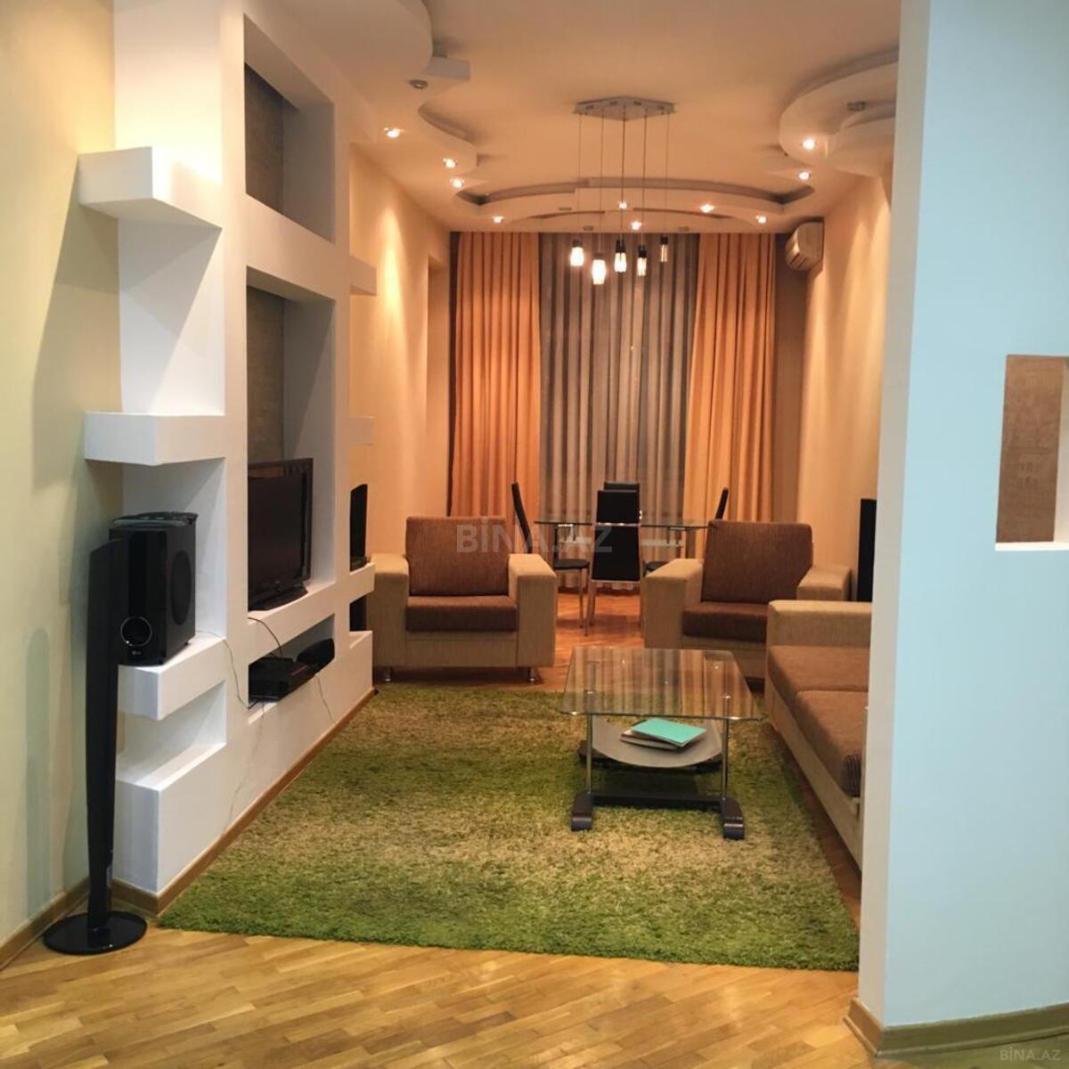 2 otaqlı yeni tikili 85 m², 28 May m.