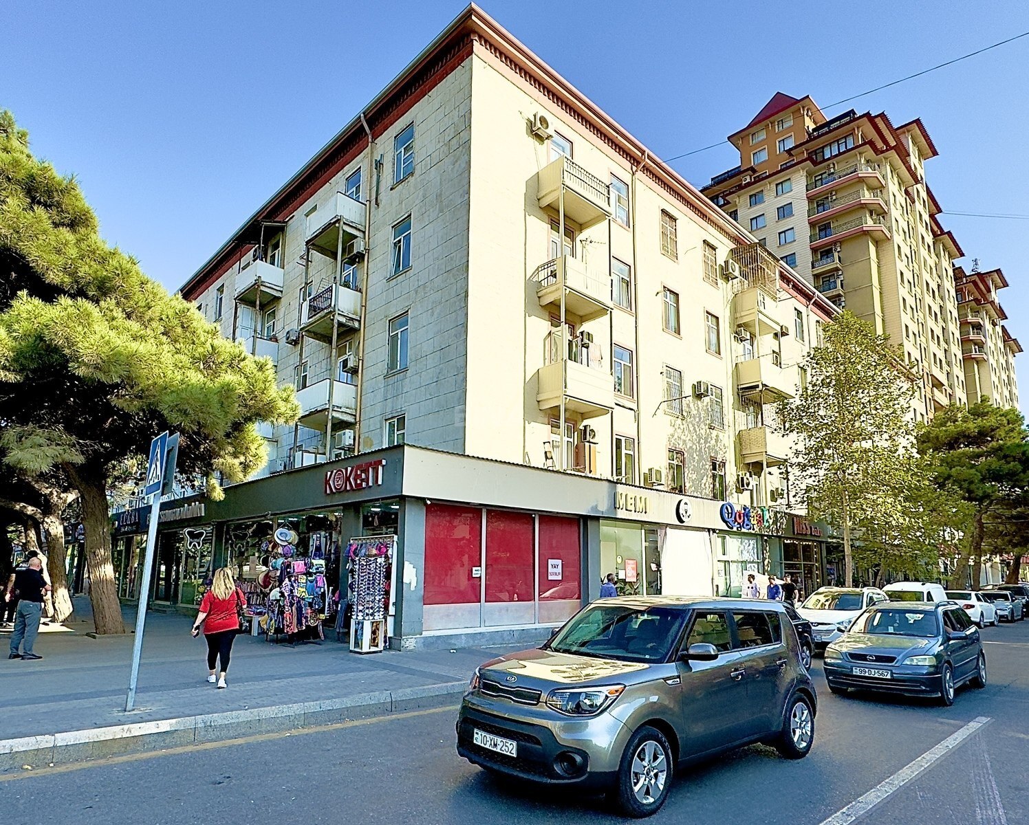 Satılır 1 otaqlı köhnə tikili 32 m², Qara Qarayev m.